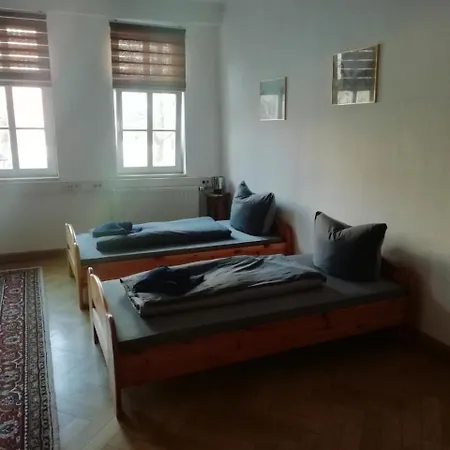 Am Jenaer Markt, Mitten Im Zentrum, Fuer Bis Zu 5 Und 6 Personen Apartment Jena