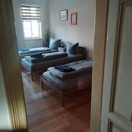 Am Jenaer Markt, Mitten Im Zentrum, Fuer Bis Zu 5 Und 6 Personen Apartment