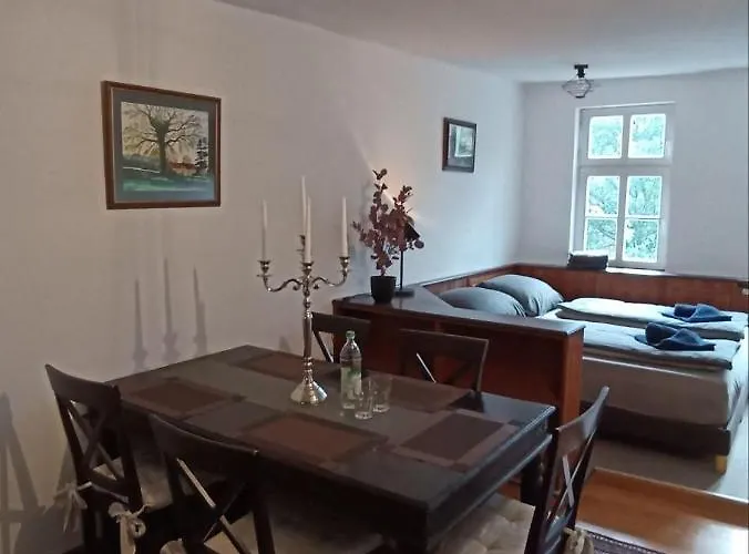 Am Jenaer Markt, Mitten Im Zentrum, Fuer Bis Zu 5 Und 6 Personen Appartement *