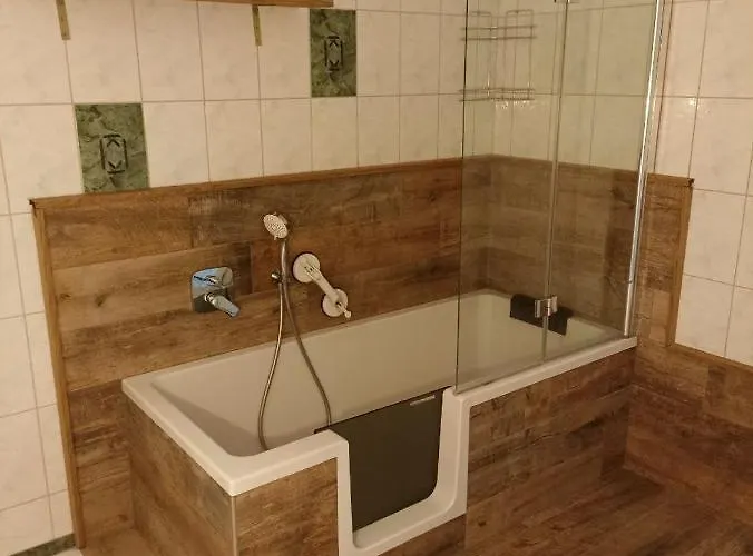 Am Jenaer Markt, Mitten Im Zentrum, Fuer Bis Zu 5 Und 6 Personen Jena