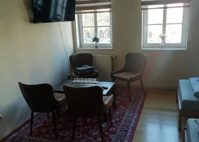 Am Jenaer Markt, Mitten Im Zentrum, Fuer Bis Zu 5 Und 6 Personen Appartement *